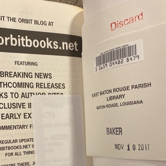 Age of Assassins by RJ Barker (paperback) 1: The Wounded Kingdom - Picture 5 of 7